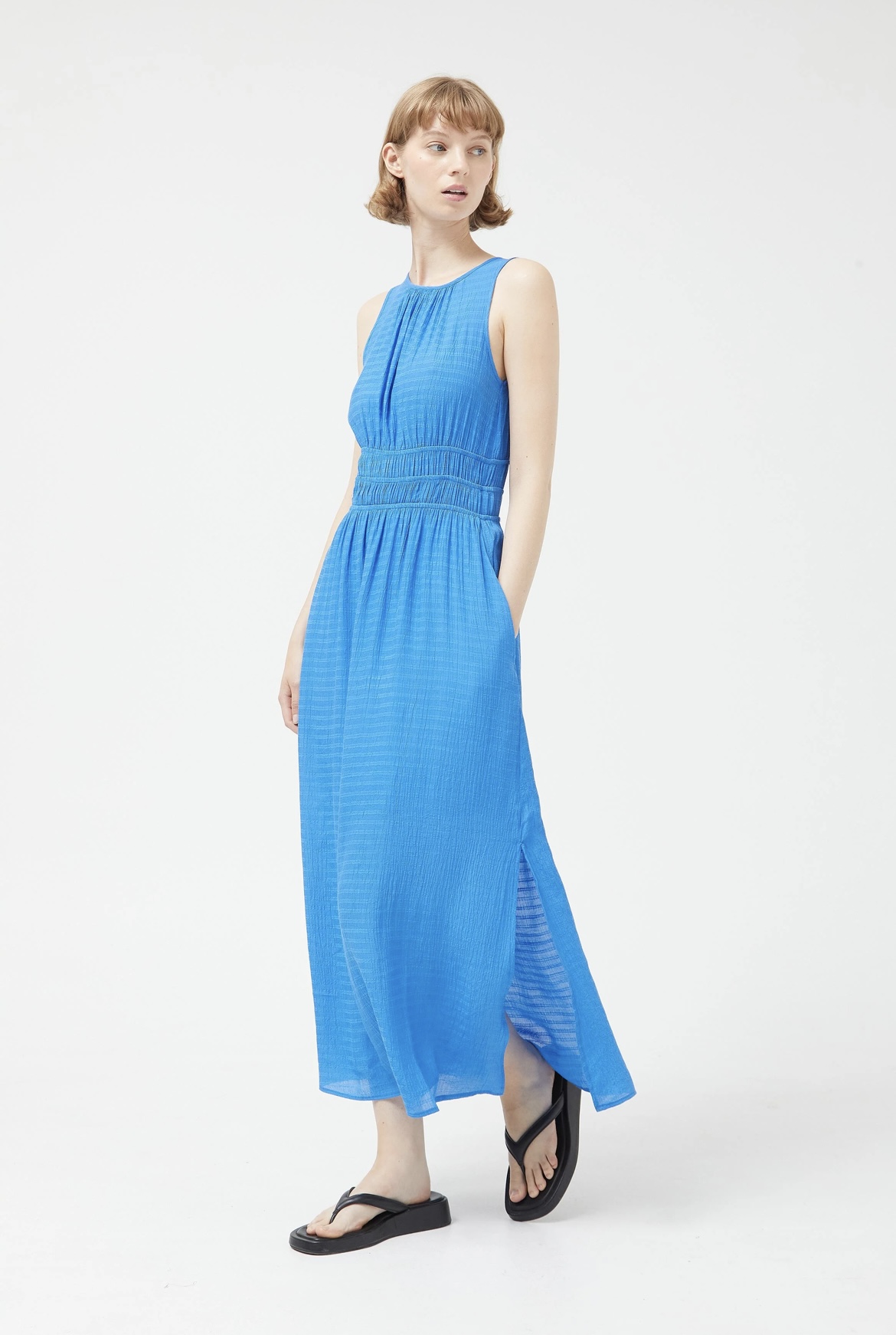 Compania Fantastica Long blue sleeveless dress