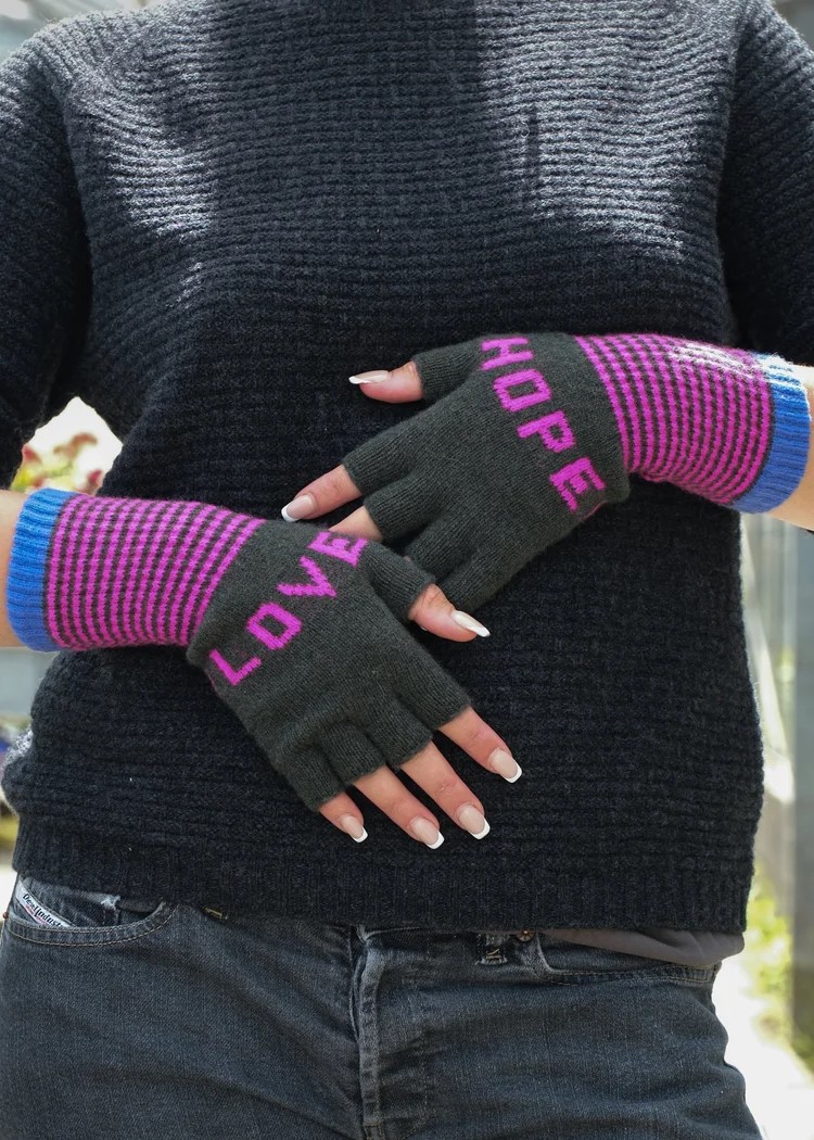 Quinton & Chadwick Love & Hope Fingerless Gloves in Khaki and Fluro Pink