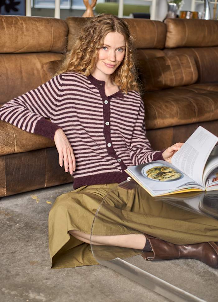 Black Colour DELL Striped Knit Cardigan Plum